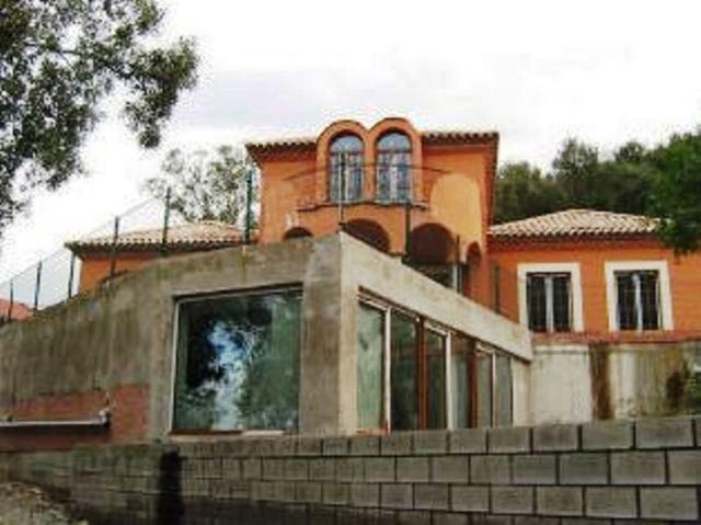 Casa Independiente Residencial en Ramales de la Victoria
