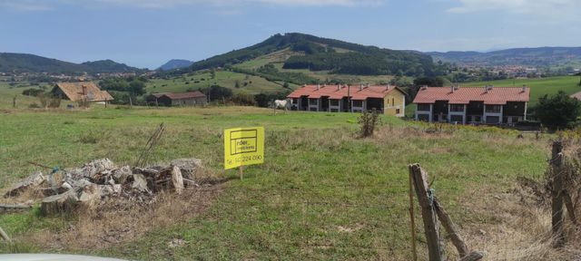 Suelo urbano residencial en Golbardo - Reocín