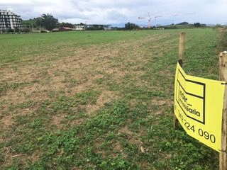 Venta de 9 suelos urbanos residenciales en Mompia