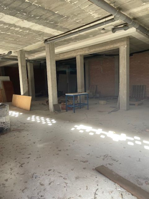 Venta de Local en Bº La Rañada. Entrambasaguas.